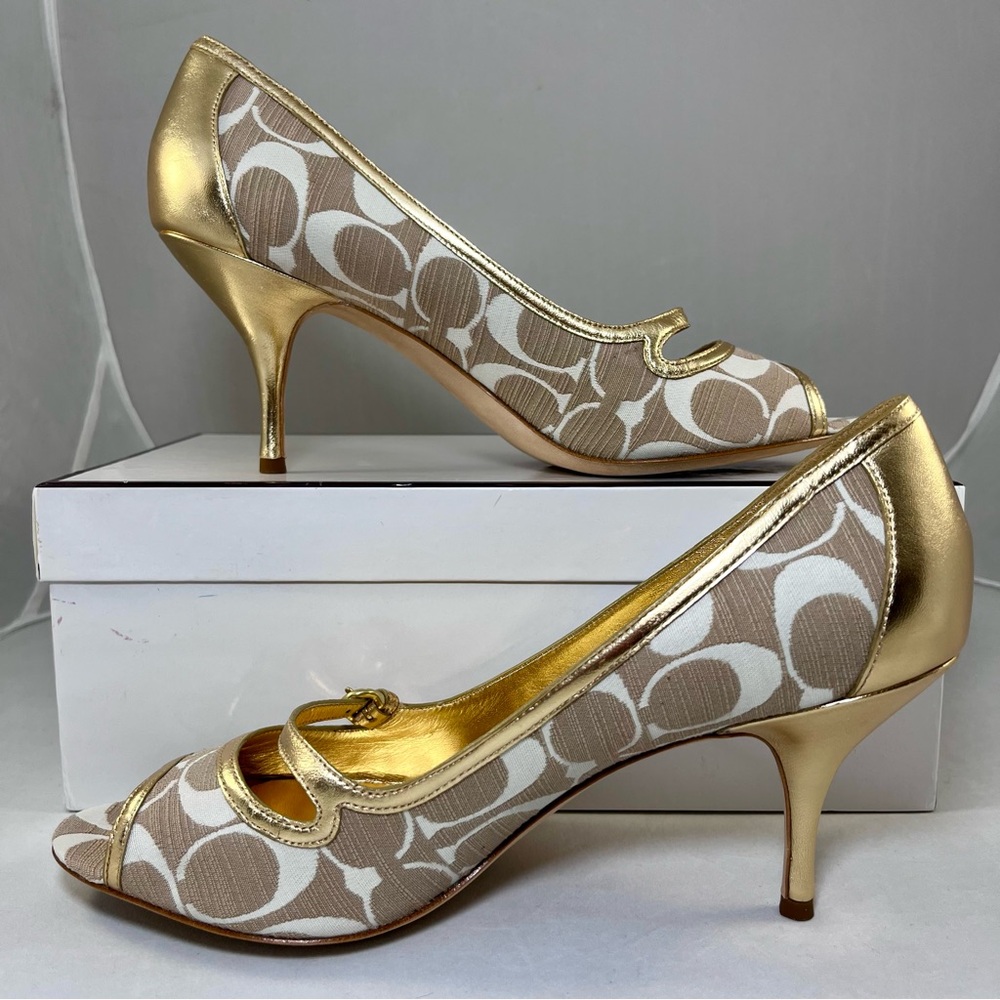 NIB Coach Hayes Khaki Signature Canvas/Gold Leather Peep Toe Heels Sz 9 - Picture 5 of 12
